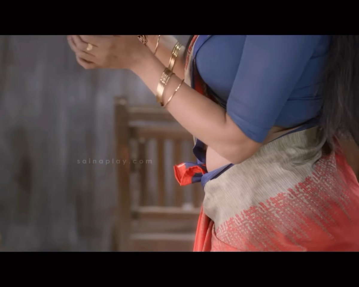 A thief enters into a haunted Aashram And rest is history as usual