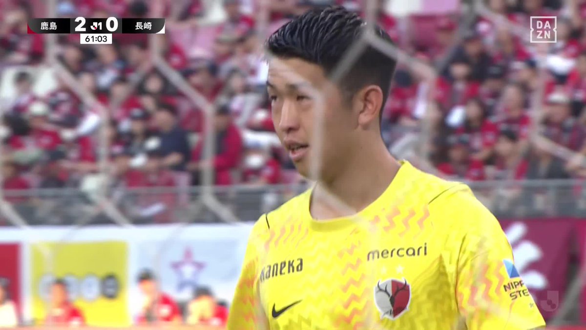 しっかり触ってます🦵 まさに神業としか表現できない... 早川友基の“右膝閉じセーブ”が炸裂⚡️ 🇯🇵明治安田J1リーグ第10節 🆚鹿島×長崎 #Jリーグ #だったらDAZN