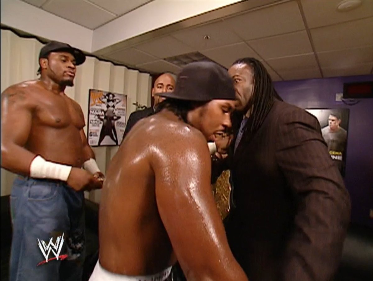 #OnThisDayInWWE 20 years ago (yesterday) on #WWERaw: King Booker gets robbed by Cryme Tyme on their debut But he can't describe them to the cops "as they all look alike"
