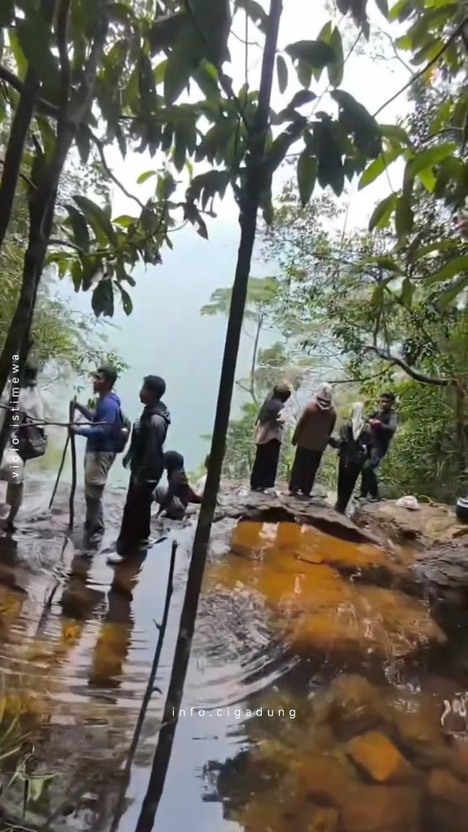 suasana sebelum kejadian. semoga almarhumah husnul khatimah dan keluarga yang ditinggalkan diberi ketabahan. ð¥ ð¥: info.cigadung