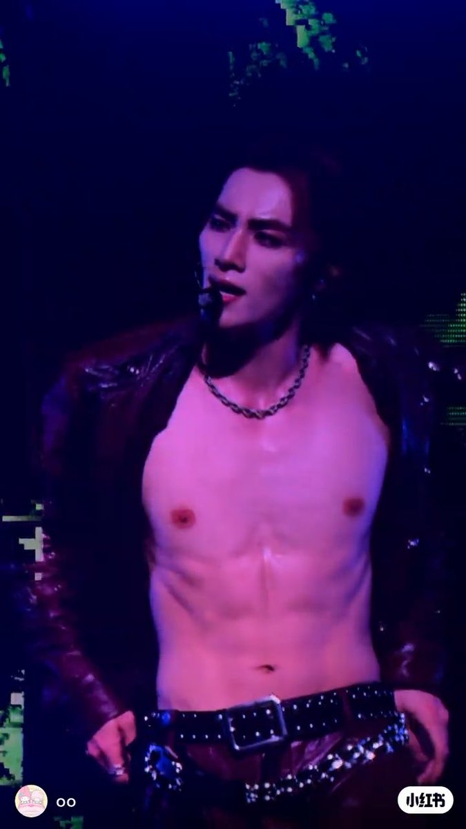 XIAOJUN ONCE AGAIN UNBUTTONING HIS CLOTHES SLOWLY FOR FREQUENCY ©️ oo