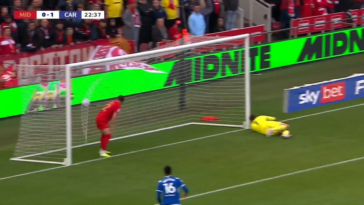 "Cheeky little stepover" 😍 What a goal from Jack Moylan to give Cardiff City the lead against Middlesbrough!