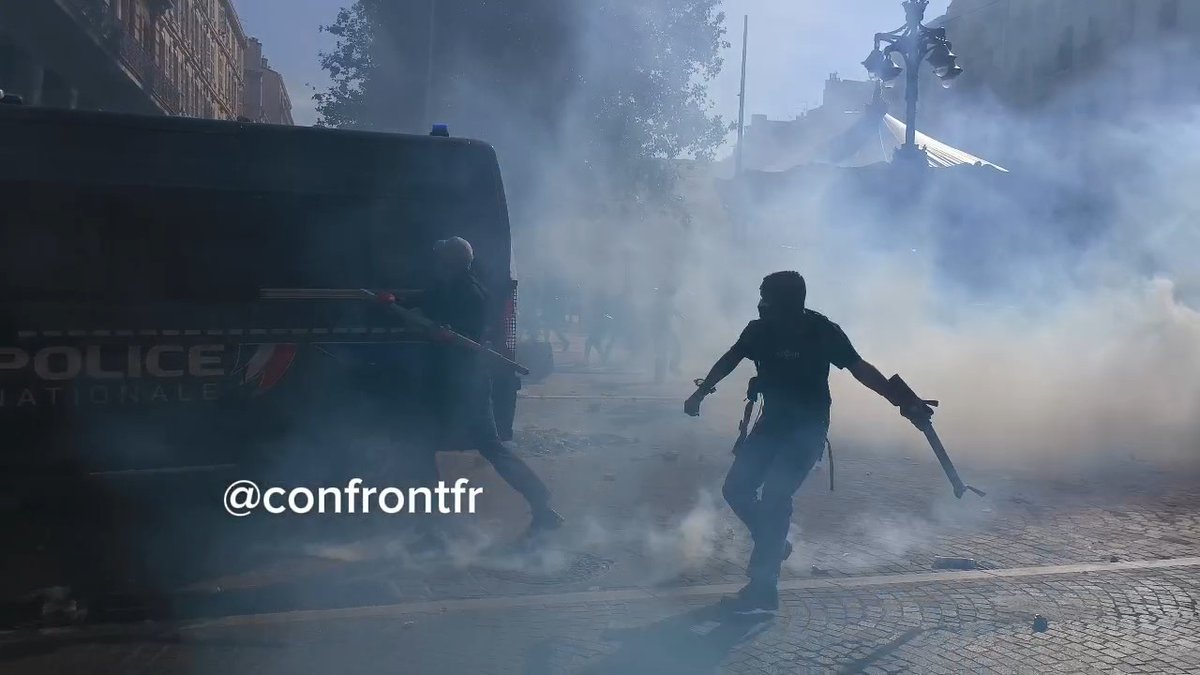 🔴⚠️ GUÉRILLA URBAINE EN PLEIN CENTRE-VILLE DE MARSEILLE #17octobre