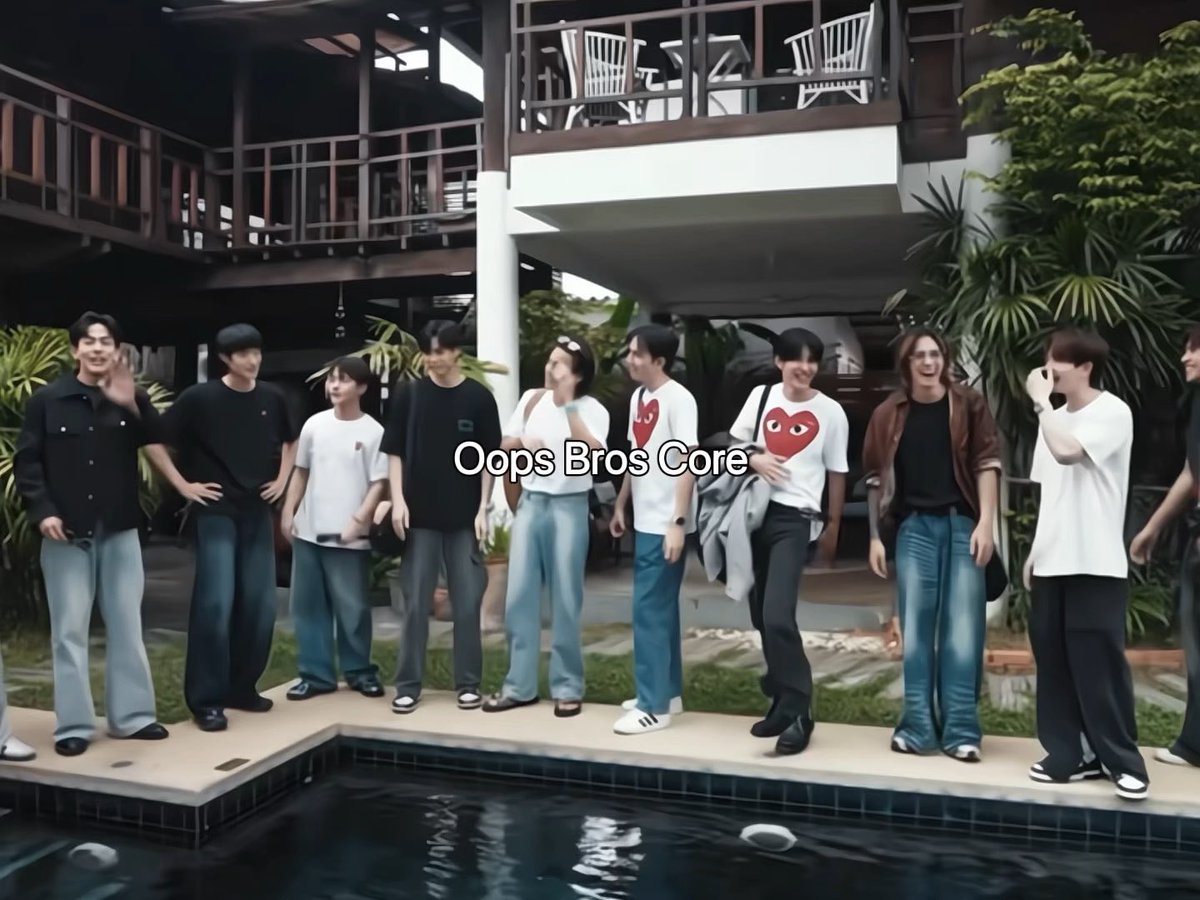 ตลกไม่เล่นกันถึงตายนะเว้ยพี่5525255555 ผมเกือบเดรสสส 552555555555 #OopsBros