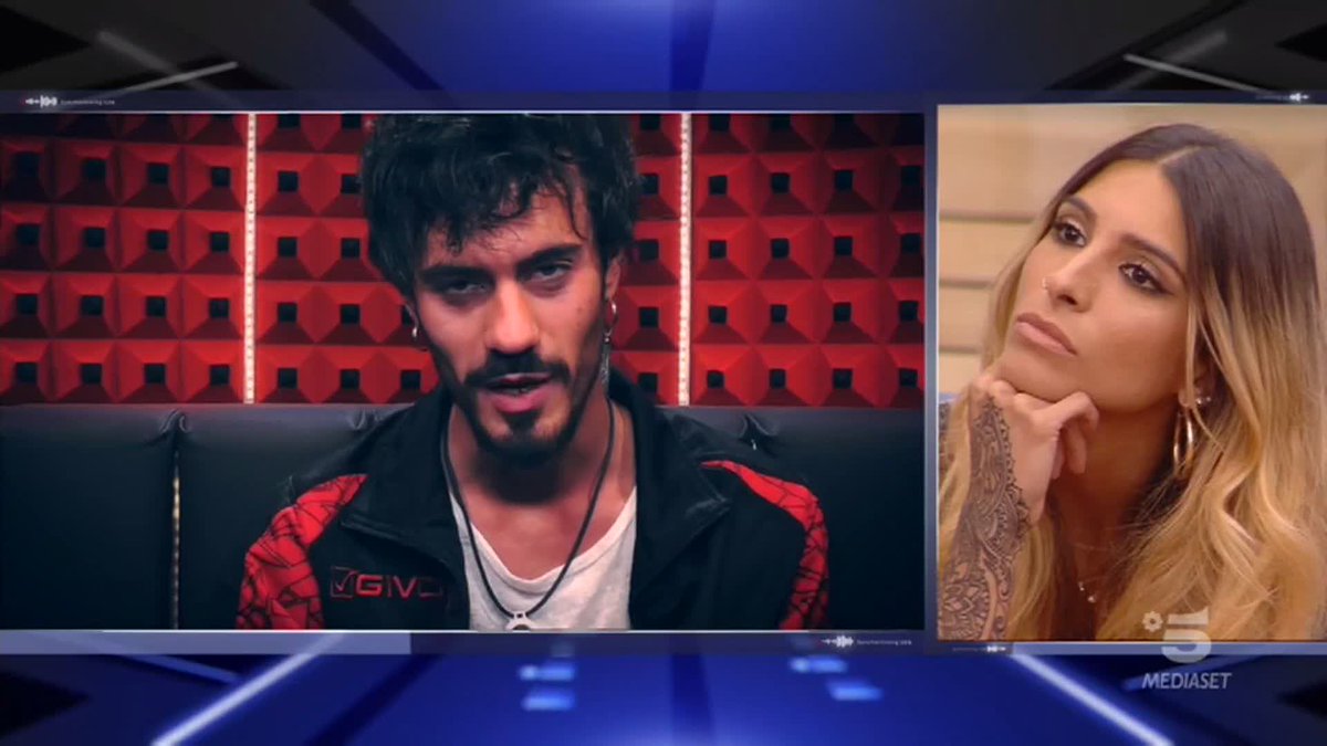 Questo ricordo con tanto di epico cazziatone di BDU al tipo sul fatto di aver spifferato che lei gli aveva fatto cose sotto le coperte #gfvip