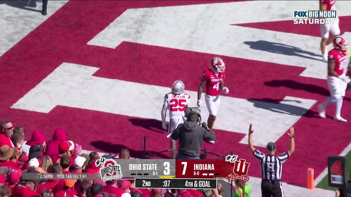 All alone Bo! Buckeyes take the lead 🗣️