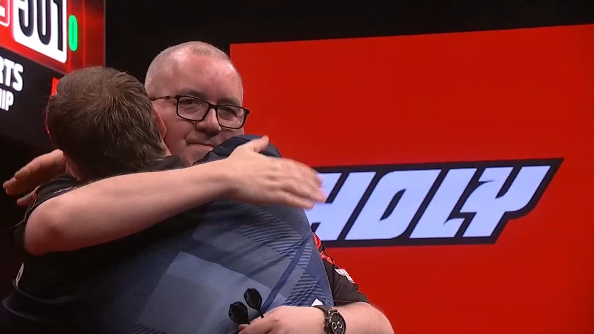 BUNTING WINS A CRUCIAL GAME! Stephen Bunting books his place in Dortmund and sends Kim Huybrechts out of the qualifying spots, as he beats Cameron Menzies 6-2! 📺 #ET15