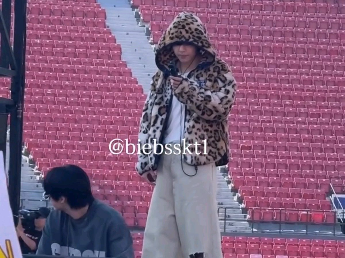 Taehyung filming jungkook with his camera!! looks like we are getting another vlog! ♡