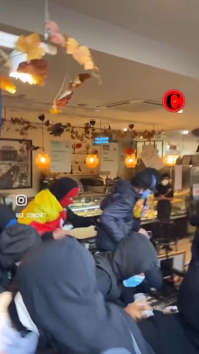 In Frankreich 🇫🇷 hier Montpellier, werden die Geschäfte geplündert. Wer weiss noch, was das Militär früher mit solchen Leuten gemacht hat?