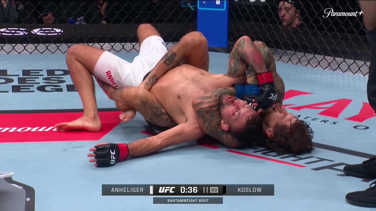 SUBMISSION AFTER SUBMISSION TONIGHT 😮‍💨 Steven Koslow gets the tap in R3 with the RNC! [ #UFCEdmonton | LIVE on @ParamountPlus ]