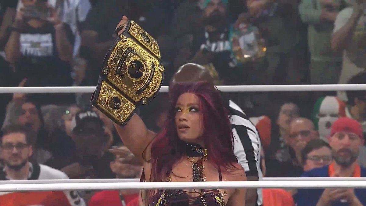 #AndSTILL 🏆 Mercedes Moné turns back Thekla to retain the AEW Women’s World Title! Watch #AEWWrestleDream LIVE on PPV!