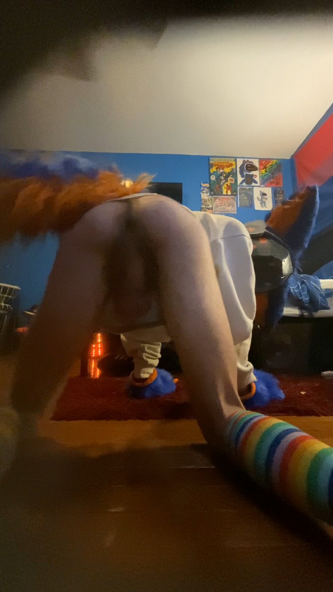smth smth protogen butt... Hmm, do I or do I not sit on y'all.. . . . #Murr #murrsuit #furryporn #fursuitporn #BlitzerBallsAD #softsuit #softsuiter #nsfwtwt #nsfwfurry #nsfwfursuiter #protogen #protogenporn
