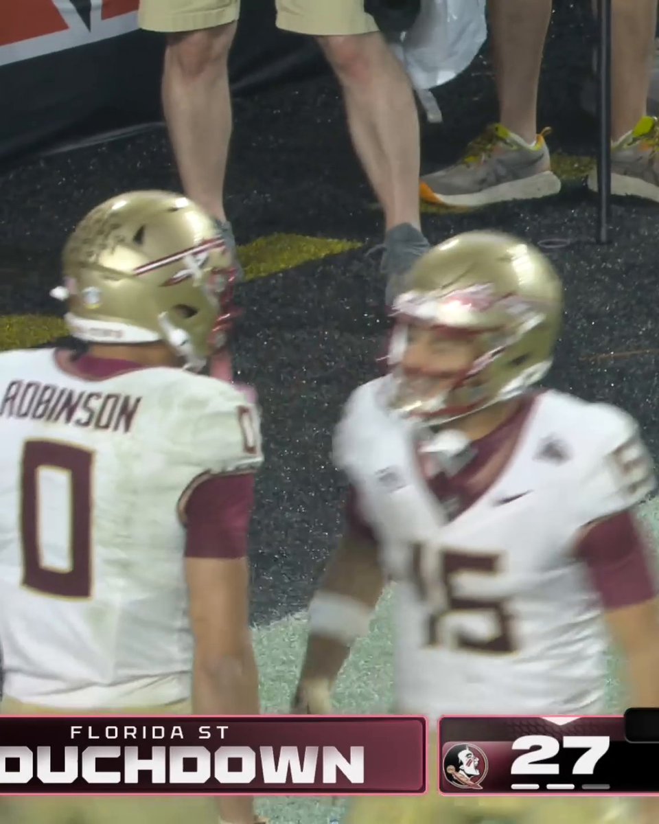 ASHTON DANIELS FINDS DUCE ROBINSON TO TIE IT UP FOR THE SEMINOLES 😳 NO. 3 MIAMI AND FLORIDA STATE ARE ALL SQUARE 🍿