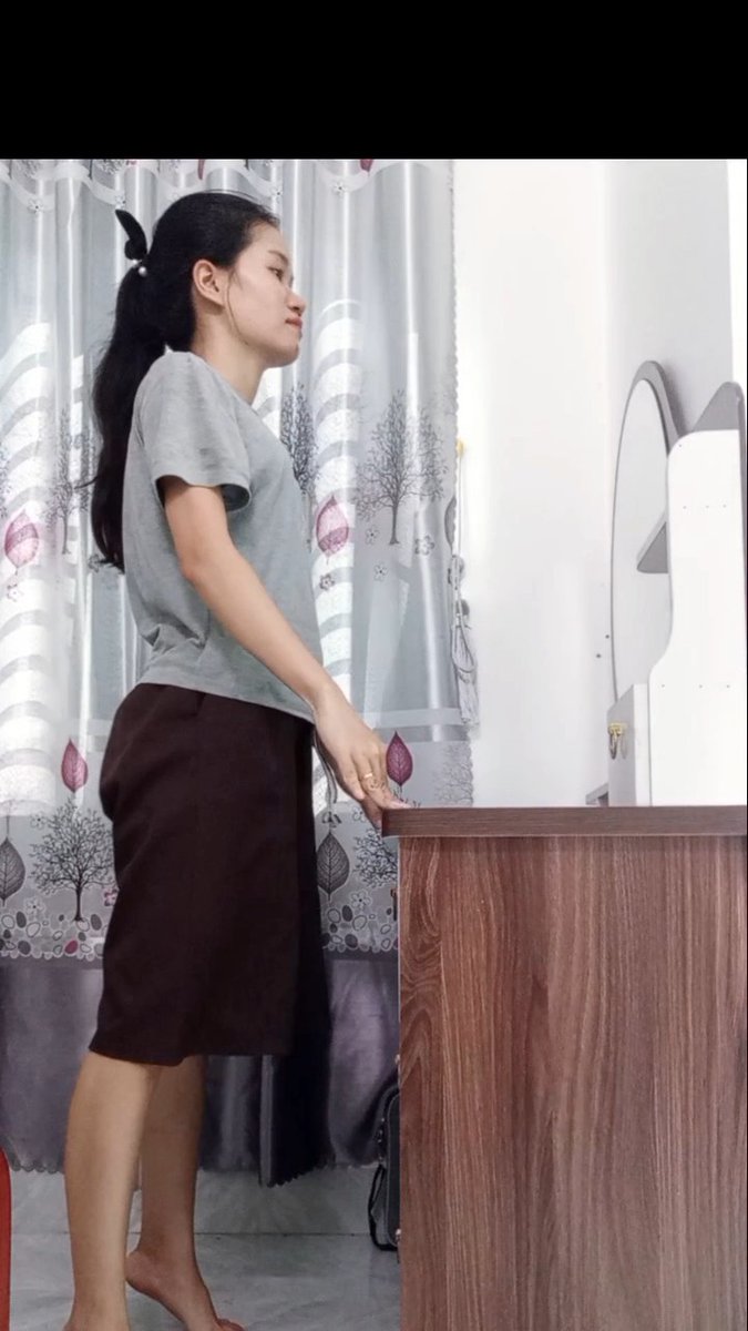 Nhiều lúc dọn dẹp xong cái nhà chỉ muốn "buông xuôi" và lướt điện thoại🧹. Nhưng mình nhận ra, chăm sóc không gian sống thôi chưa đủ, cơ thể mình cũng cần được chăm sóc. #Motivation #HomeWorkout #FitnessLifestyle #DoItForYou #HealthyHabits