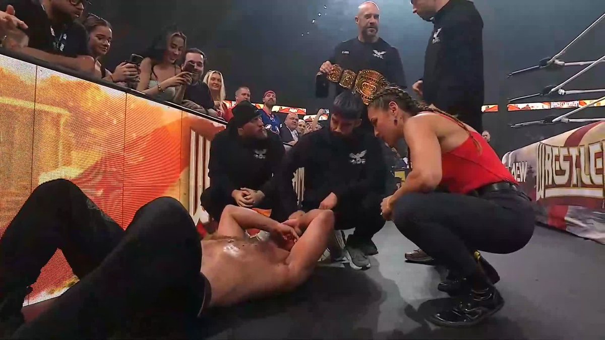 #AndSTILL 🏆 Jon Moxley retains the #AEW Continental Championship with the Death Riders by his side! Watch #AEWWrestleDream LIVE on PPV!
