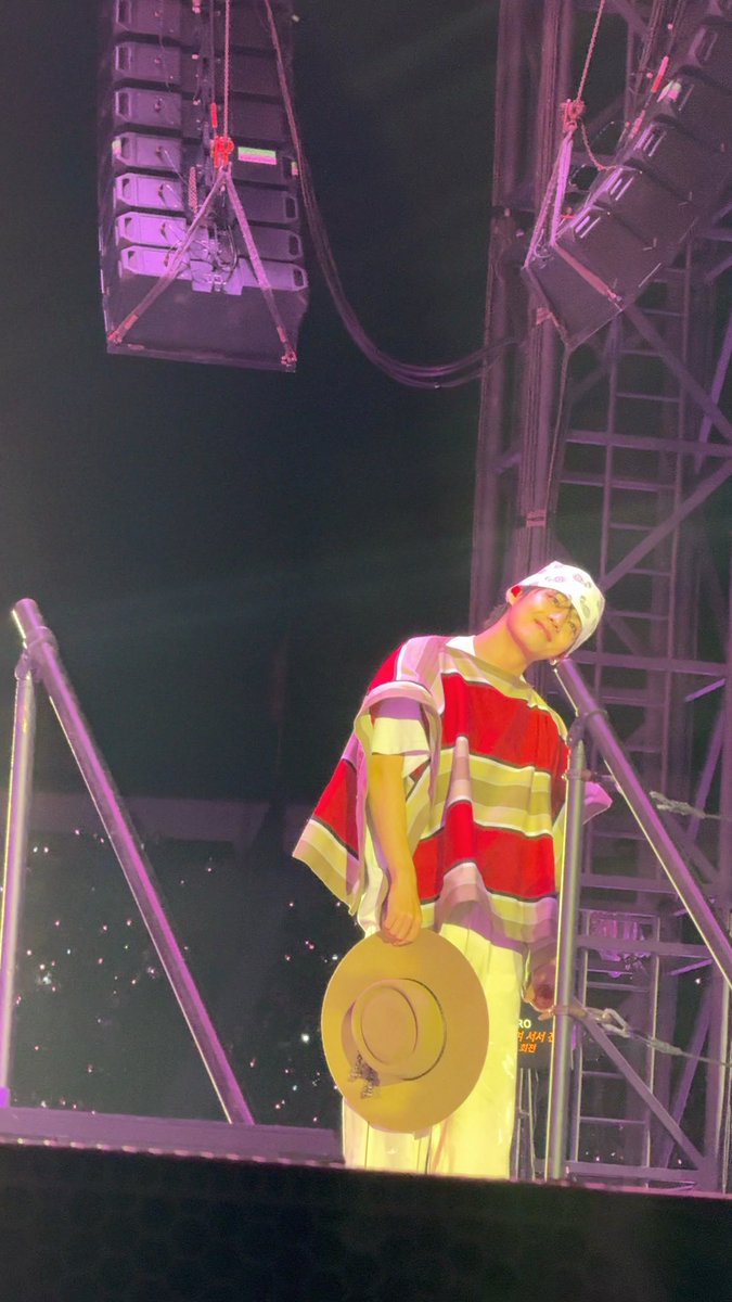 ustedes no lo saben pero yo vi esto y me morí de amor 😭 #BTS_WORLDTOUR_ARIRANG_CHILE #BANGTANPALOOZA #BTS #TAEHYUNG #V