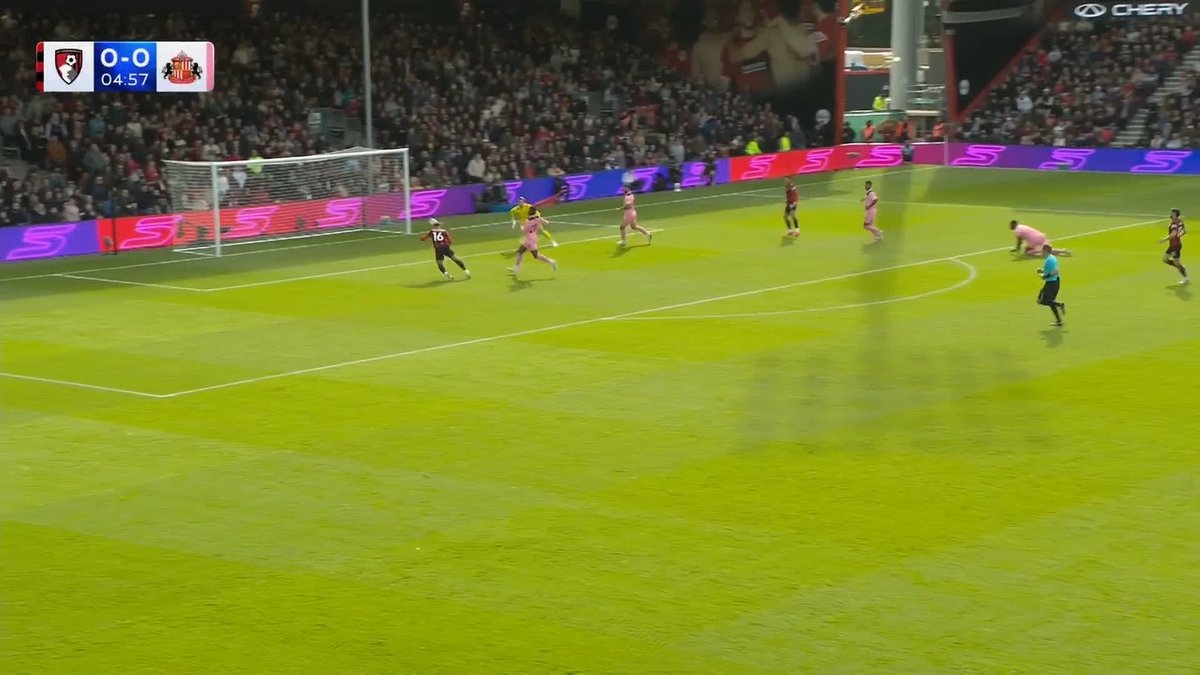 Marcus Tavernier heads home his fourth goal of the season! 🍒