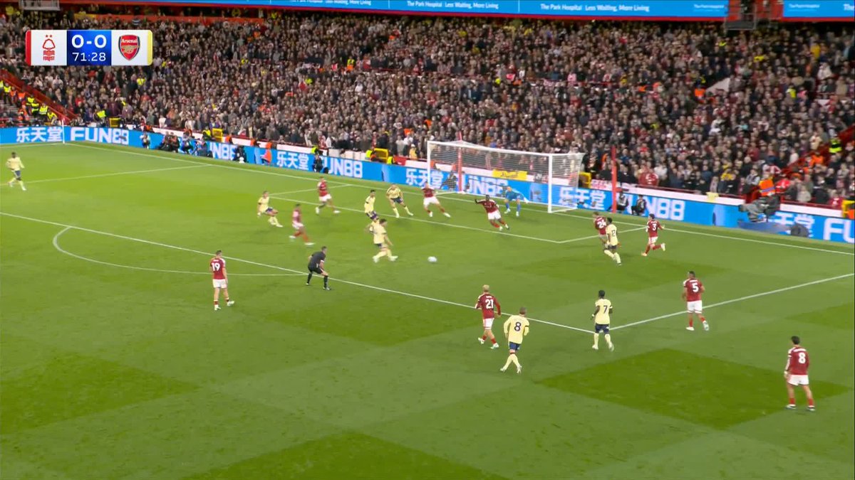 Declan Rice can't hit the target! ❌