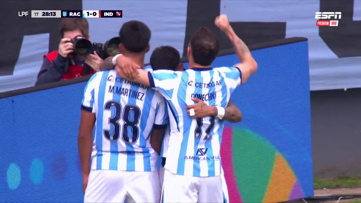 ¡¡LA ACADEMIA PEGÓ PRIMERO EN EL CLÁSICO!! MARAVILLA GANÓ DE CABEZA, ZARACHO APROVECHÓ LA MALA SALIDA DE REY Y MARCÓ EL 1-0 DE RACING ANTE INDEPENDIENTE EN EL CILINDRO. 📺 ESPN Premium | Suscribite al Pack Fútbol en