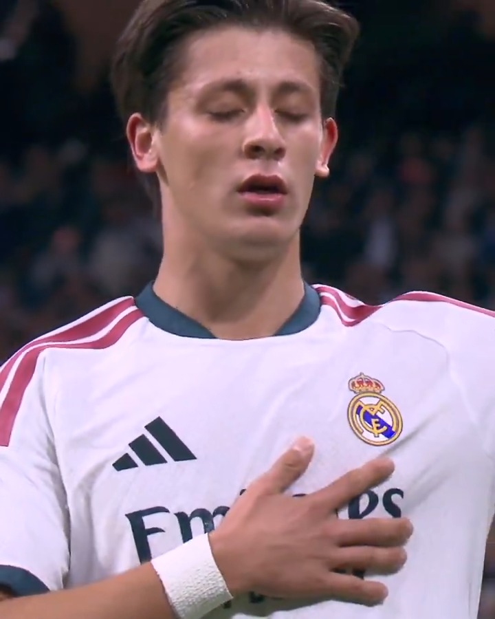 🇹🇷 La magia turca que levanta al Bernabéu. ¡Arda Güler adelanta al Real Madrid C.F. en el RealMadridSevilla! LALIGAEASPORTS | LALIGAHighlights