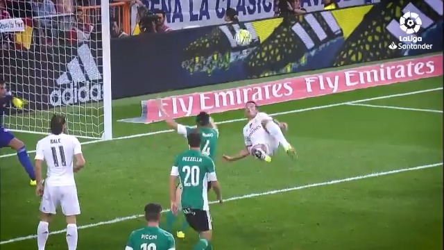 Aún parece increíble que un 🔟 del Real Madrid C.F. esté jugando en mi equipo Gracias por elegir al más grande James Rodríguez 💚