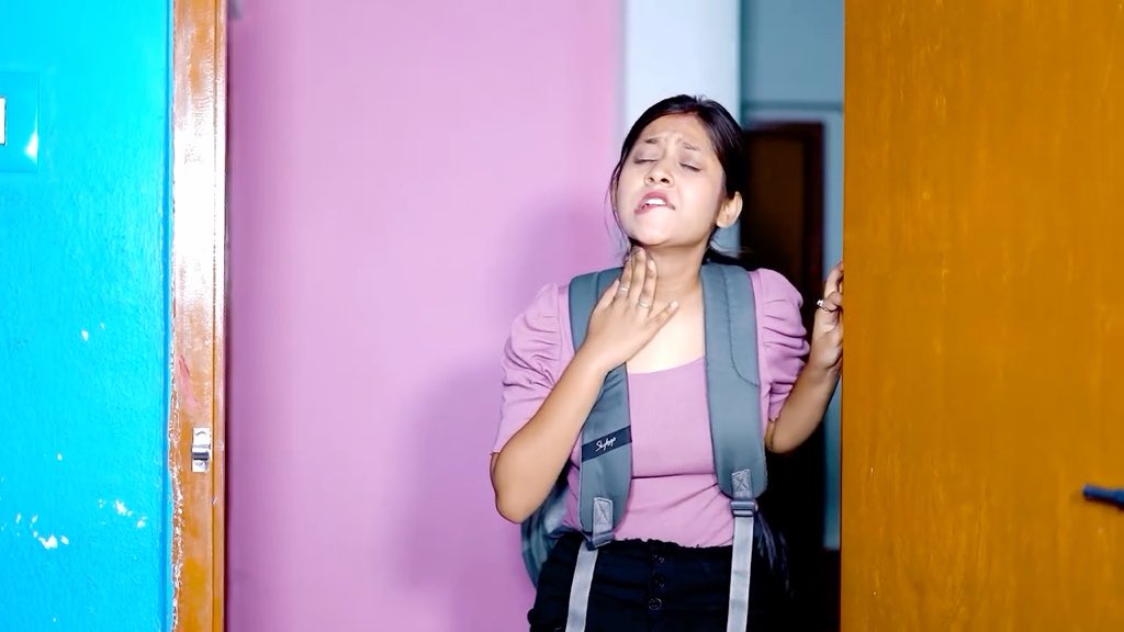 Girls after seeing Global Star Ram Charan🤙