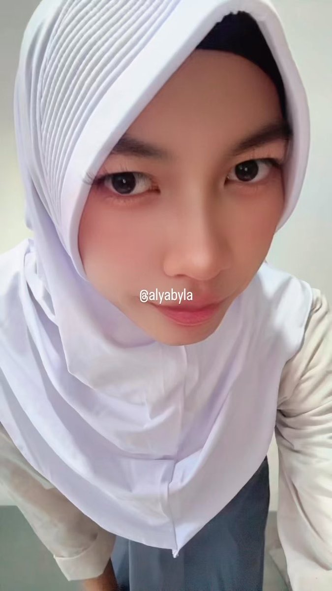 adek sekolah dulu yaa ☺️