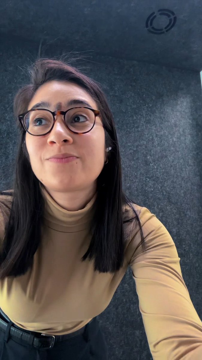 Nos va a tener que demandar a todos los venezolanos jajajaja 🤣😭😭 Valentina Gomez