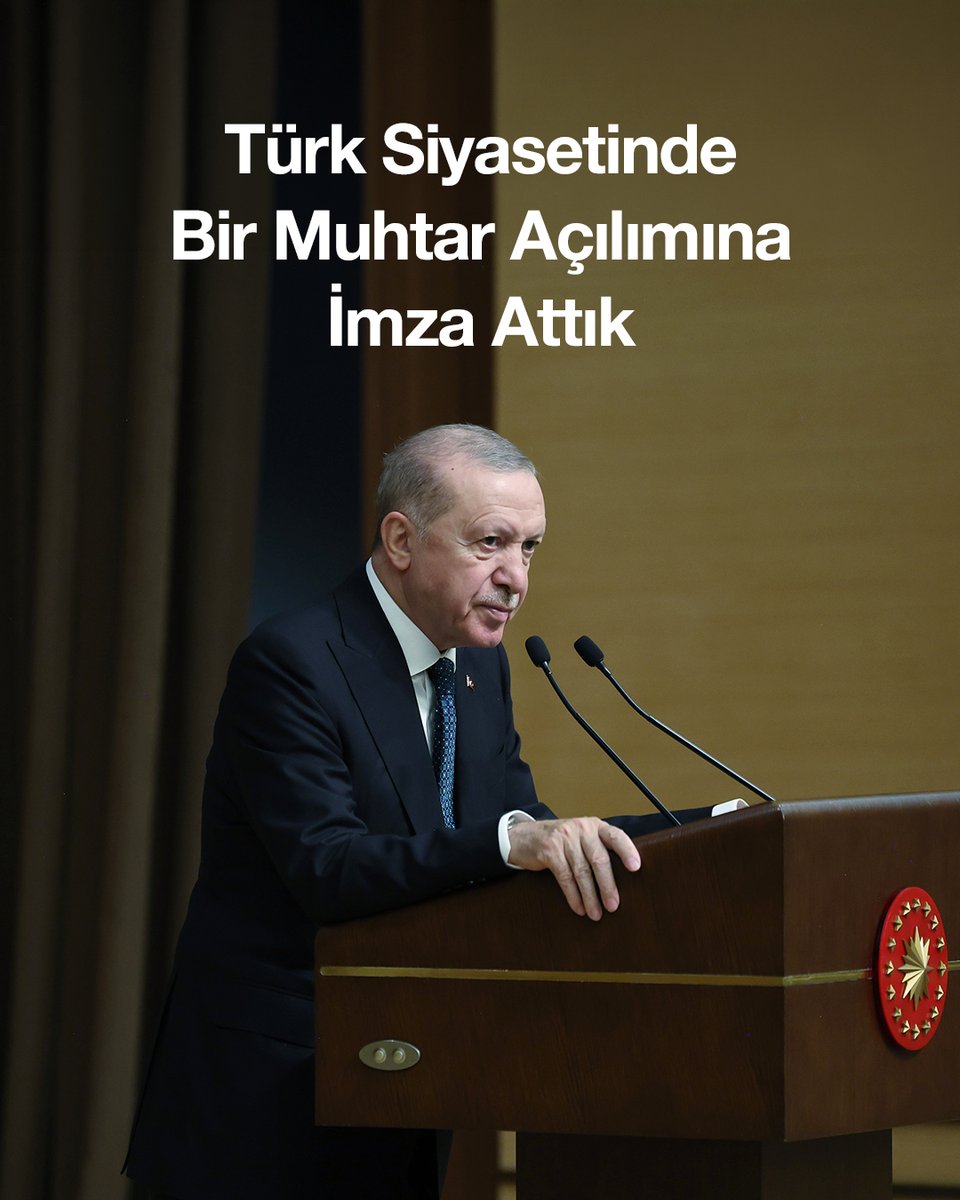 Yarım asra yaklaşan siyasi hayatı boyunca demokrasinin evvelemirde yerelde başladığına inanan biri olarak muhtarlık müessesesinin Türk siyasetinde hak ettiği saygıyı görmesinden, bu başarıda naçizane emeğimin olmasından memnuniyet duyuyorum.