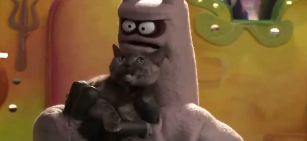 I don’t blame Schnitzel I would pet a cat too, that cat is cute.