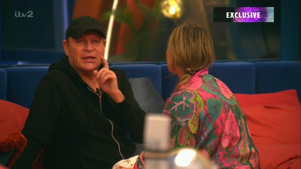 Philip has… apologised to Twinks?! #BBUK