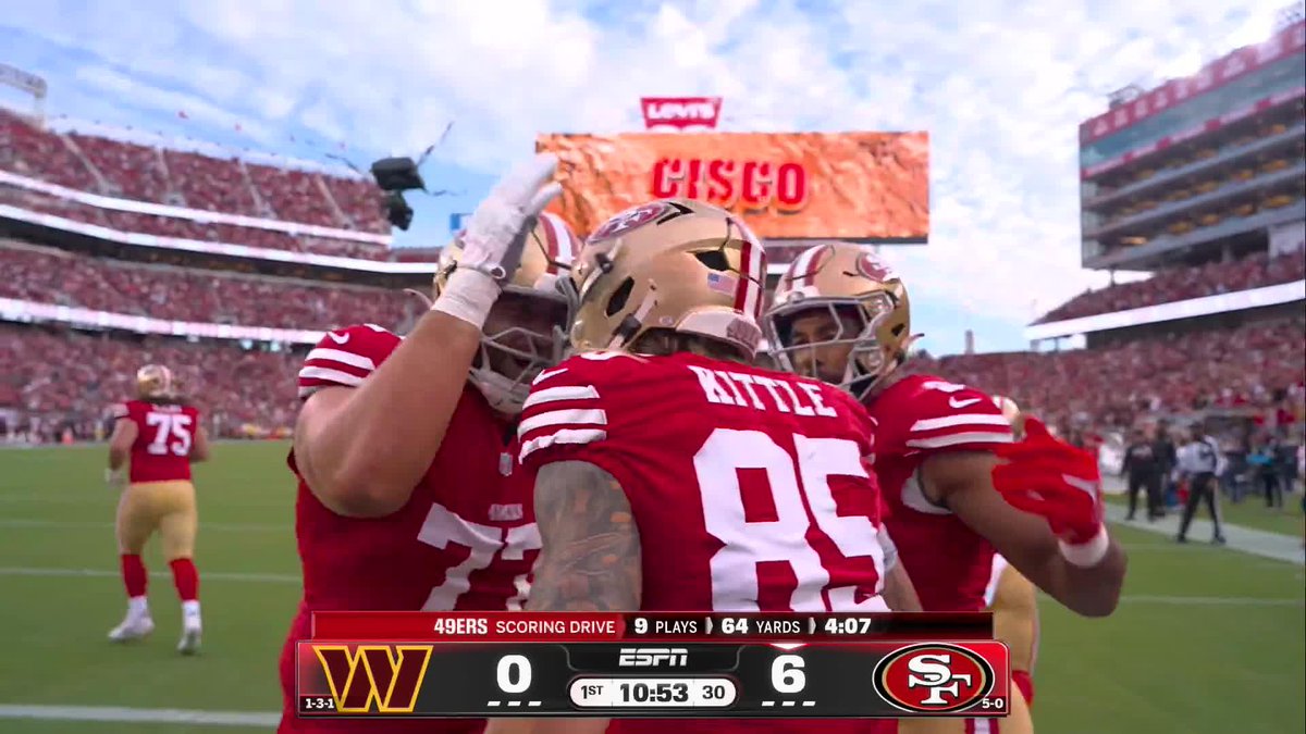 49ers make it look easy on the first drive of the game 🔥