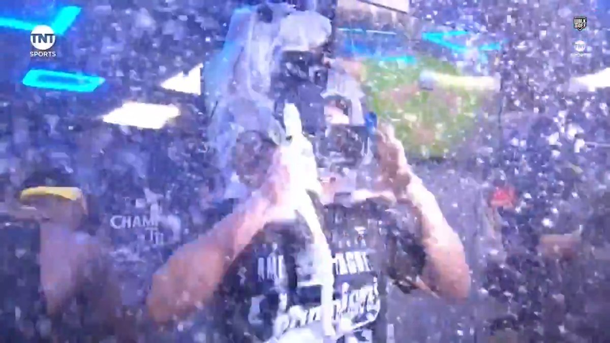 Kevin Cash and the Rays are headed to the World Series 🍾