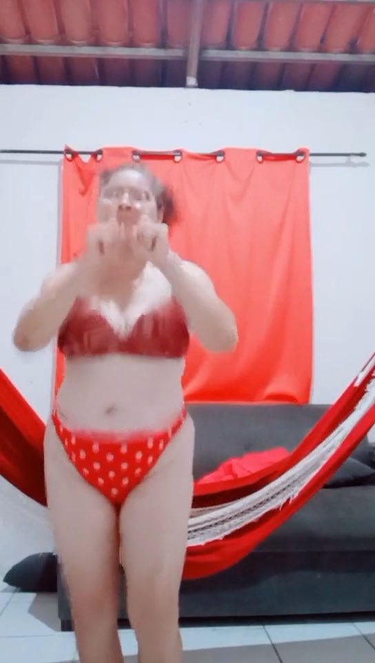 alguém para dançar comigo ? #milf #love #sexy