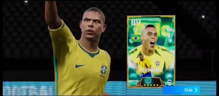 Welcome to the club, Ronaldo Nazário! 🇧🇷🤙 #R9