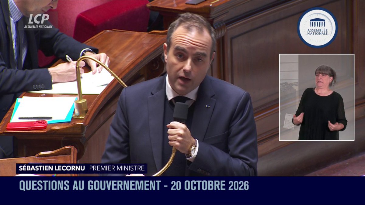 "Madame la présidente Panot, je ne cherche pas à vous interdire, je veux vous combattre politiquement dans les urnes", lance Sébastien Lecornu. "Votre agenda politique d'installer la violence et le chaos est bel et bien là. Vous avez choisi votre camp, c'est le camp de la honte !"