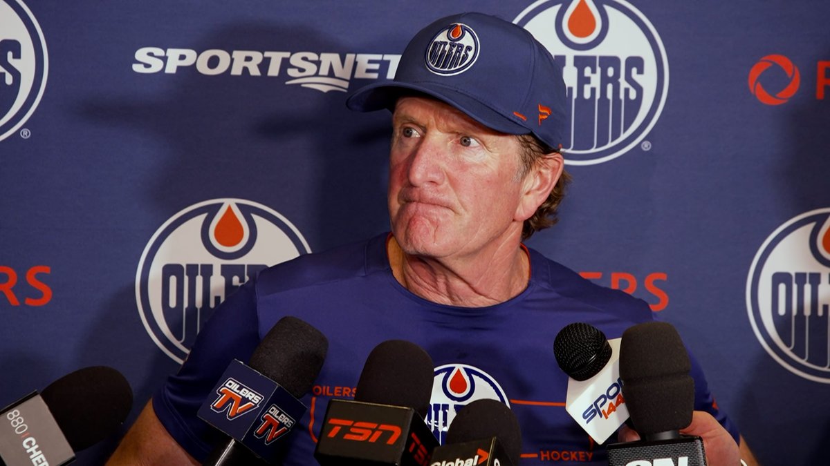 Coach Babcock spoke with the media about tonight's matchup vs. the Wild, the #Oilers entry into the zone, Colton Dach & more. Enterprise | #LetsGoOilers