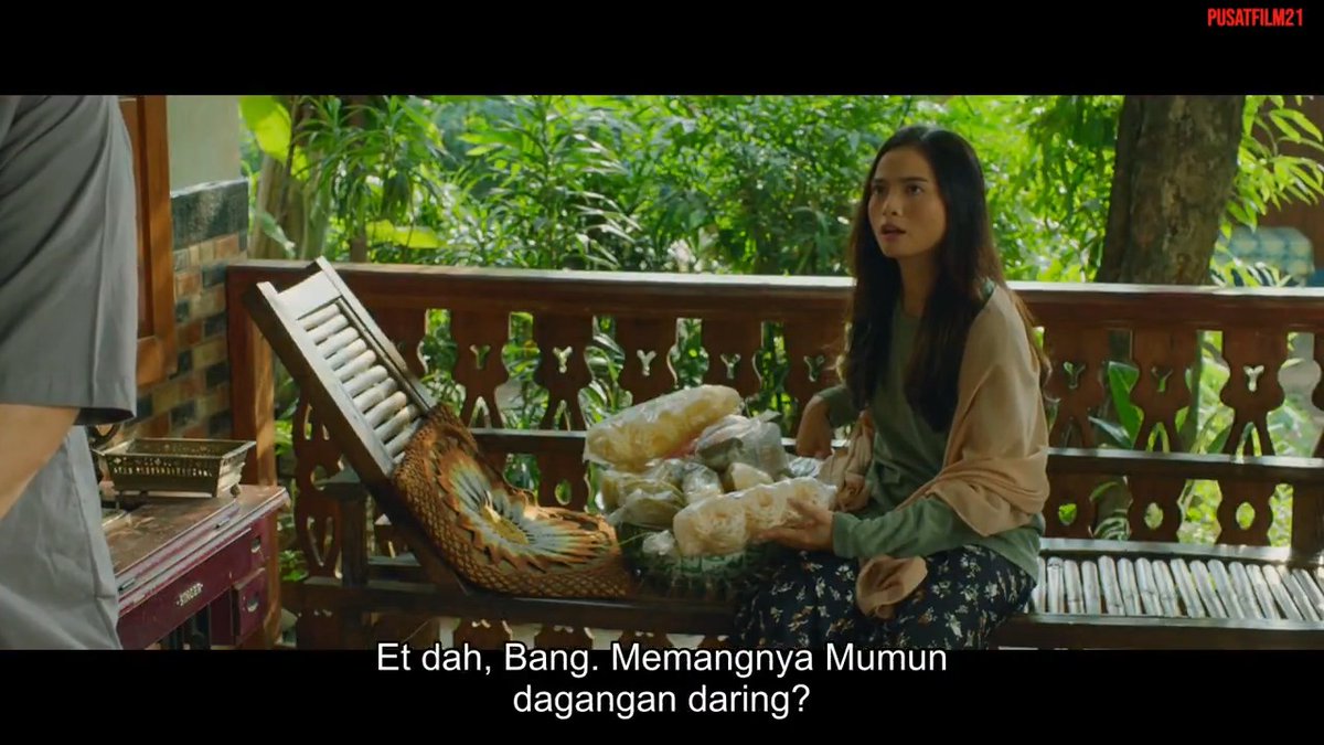Judul Film: 𝐌𝐮𝐦𝐮𝐧 Tahun Rilis: 2022 Genre: Horror, Comedy, Drama Sinopsis : Mengisahkan Mumun (Acha Septriasa), seorang gadis baik hati yang tewas secara mengenaskan dalam sebuah kecelakaan tragis. Cari di Google NUSAHOKI