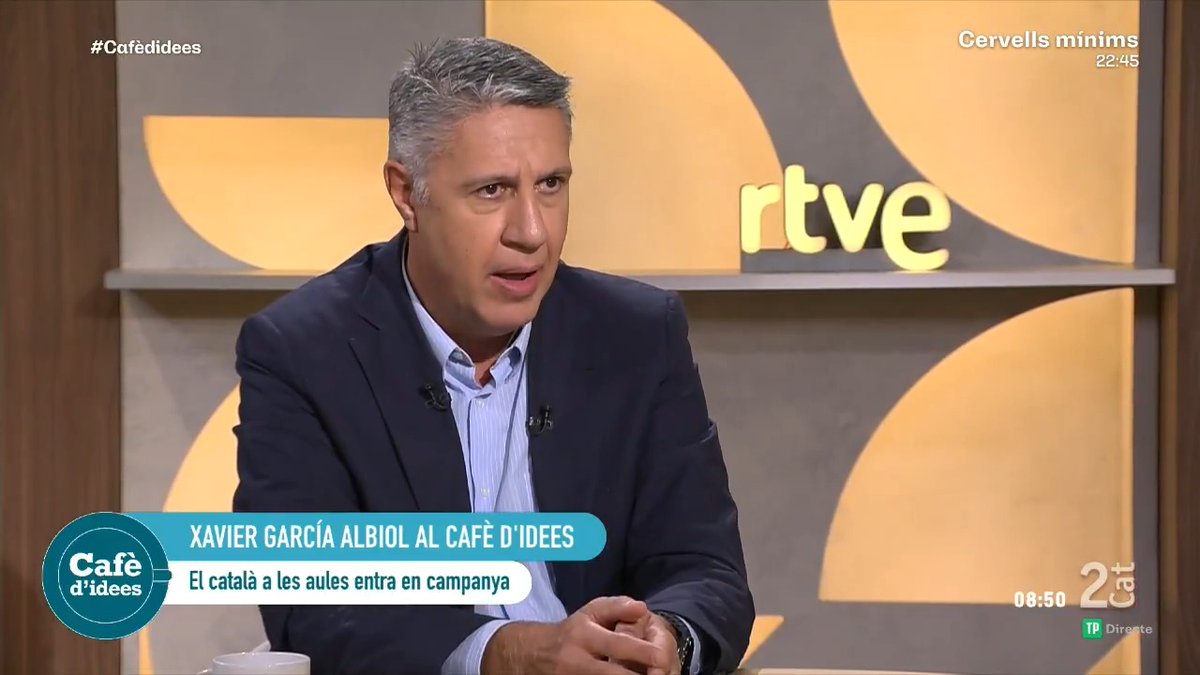 ☕ Xavier García Albiol demana un "replantejament general" per "recuperar aquest espai" que està "perdent el català" 🗣️ "Està retrocedint al carrer, tenim un problema molt seriós, les coses no s'estan fent bé. El castellà a les grans ciutats està garantit" 📲