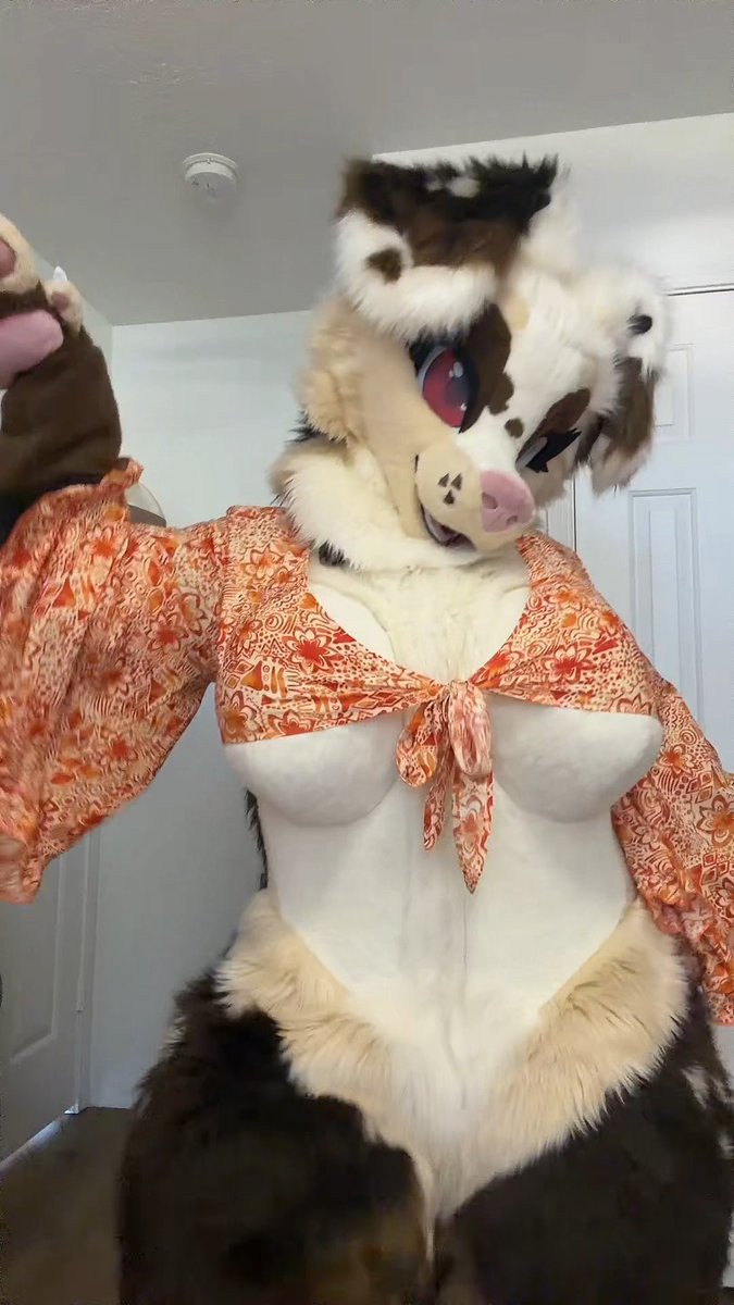I need to find more clothes for my suit! Dressing up is so fun 💛🥺 #fursuit #fursona