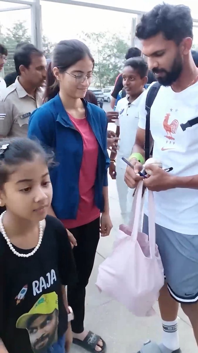 Bro forgot the whole point…but it happens Rutu! 😂💛 #WhistlePodu 🎥 : Yogita Saraswat