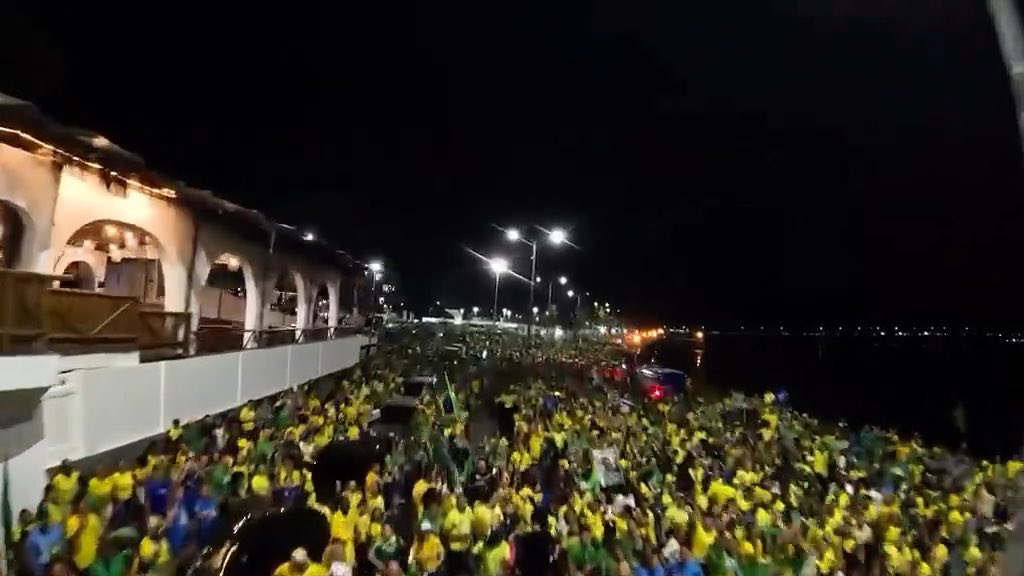 Bloquinho 22 com mais de 300 mil pessoas em São Luís no Maranhão , surreal