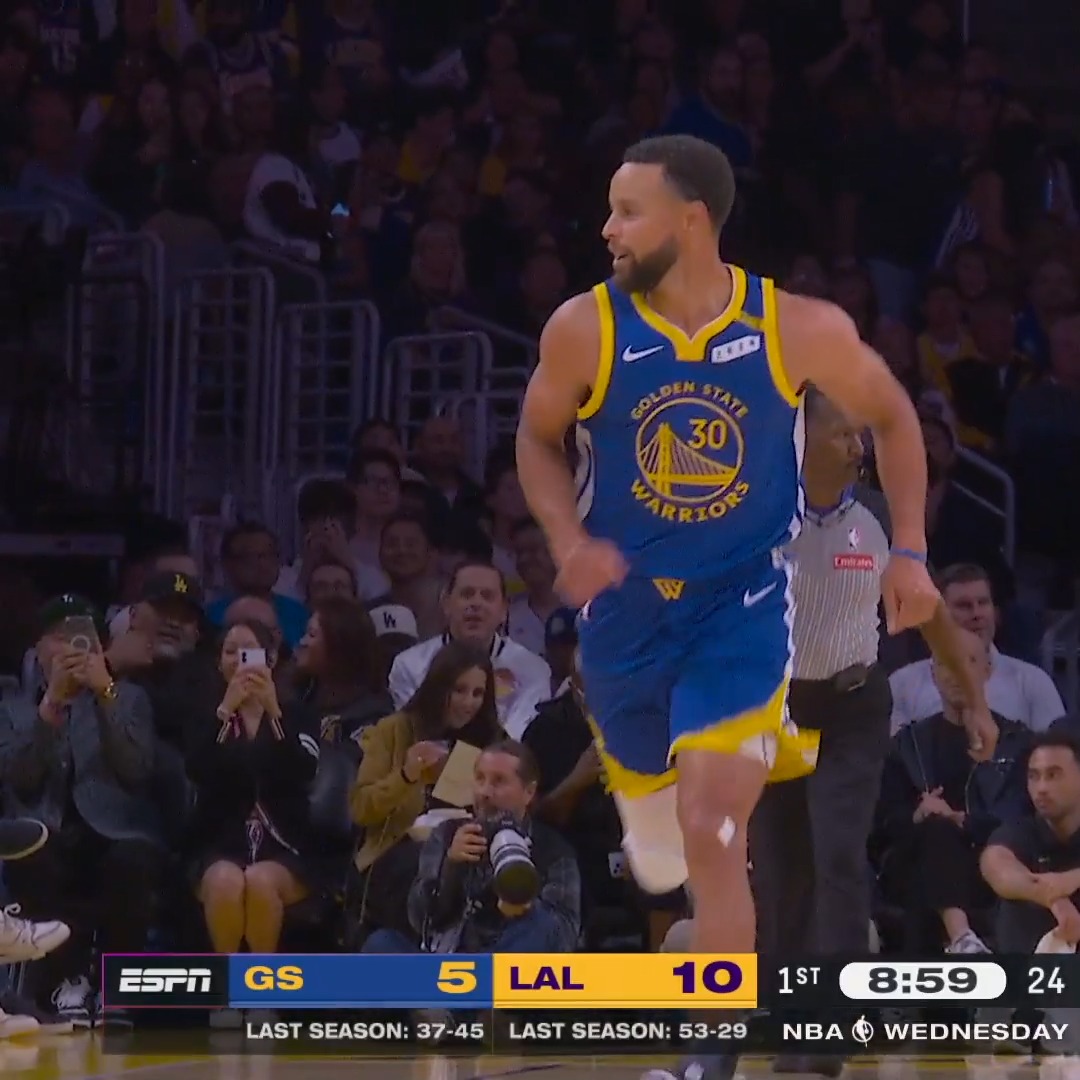 Stephen Curry 🤝 Draymond Green Poetry in motion. 📺 ESPN