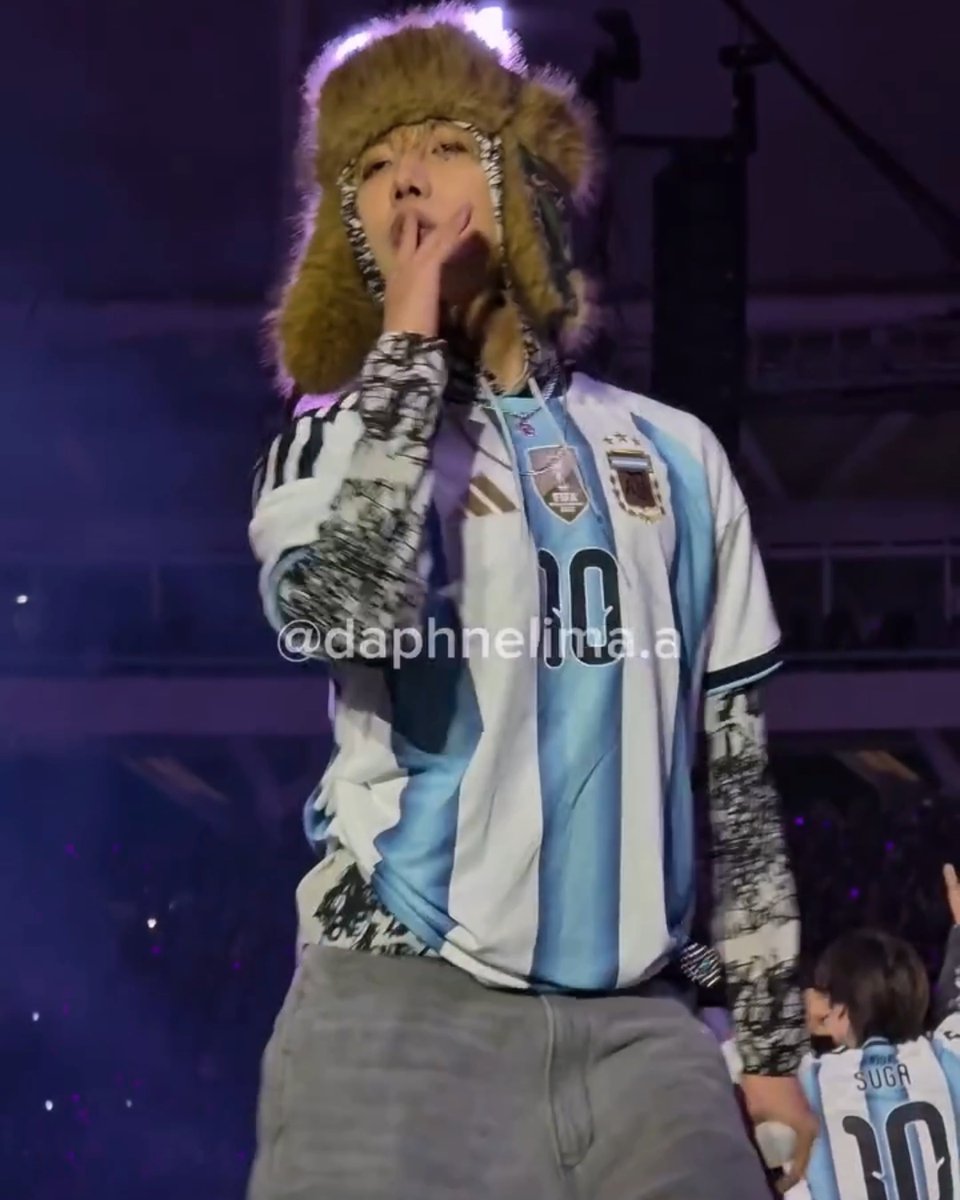 HOSEOK DOING THE DIONYSUS CHOREO EFFORTLESSLY IN 2026 LOOK AT HIM