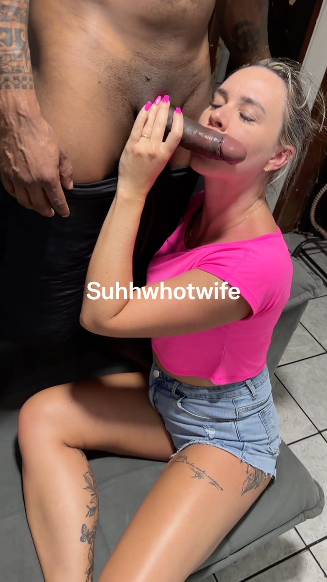 Precisei sair por 2 min e já escutei a puta da minha esposa mamando o pedreiro,claro que já liguei a câmera e gravei tudo 😈♠️ 40 min de sexo forte e muita porra na buceta da Suh_Hotofc ♠️😈👇🏻 PRIVACY VIP HOTVIPS TELEGRAM VIP CLOSE FANS