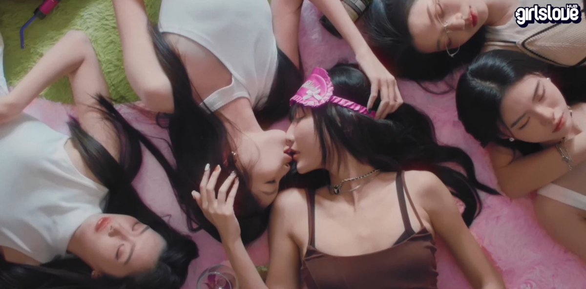 Confira o trailer oficial de #OxytoxinSeries, nova série da #GMMTV. Estreia dia 7 de novembro na Netflix.
