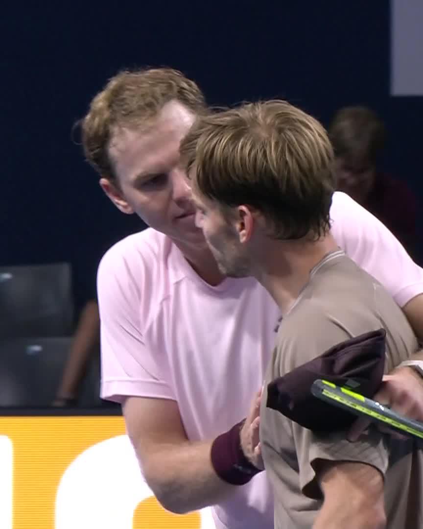 Goffin says goodbye 🥺 The former World No.7 plays the last singles match of his career, bowing out in Brussels after a 3-6 4-6 defeat to Alex Michelsen 👏 #BNPPFEuropeanOpen