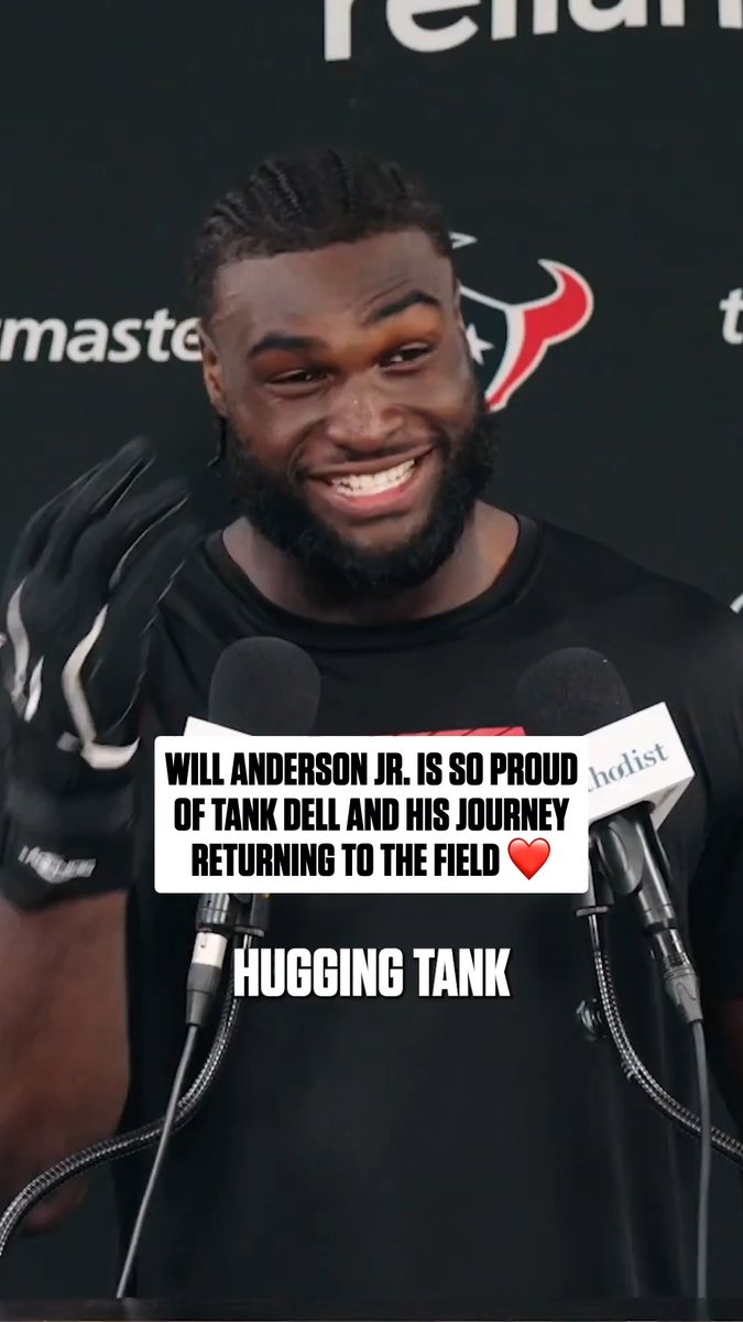 One proud teammate 🥹 William Anderson jr (via @houstontexans)