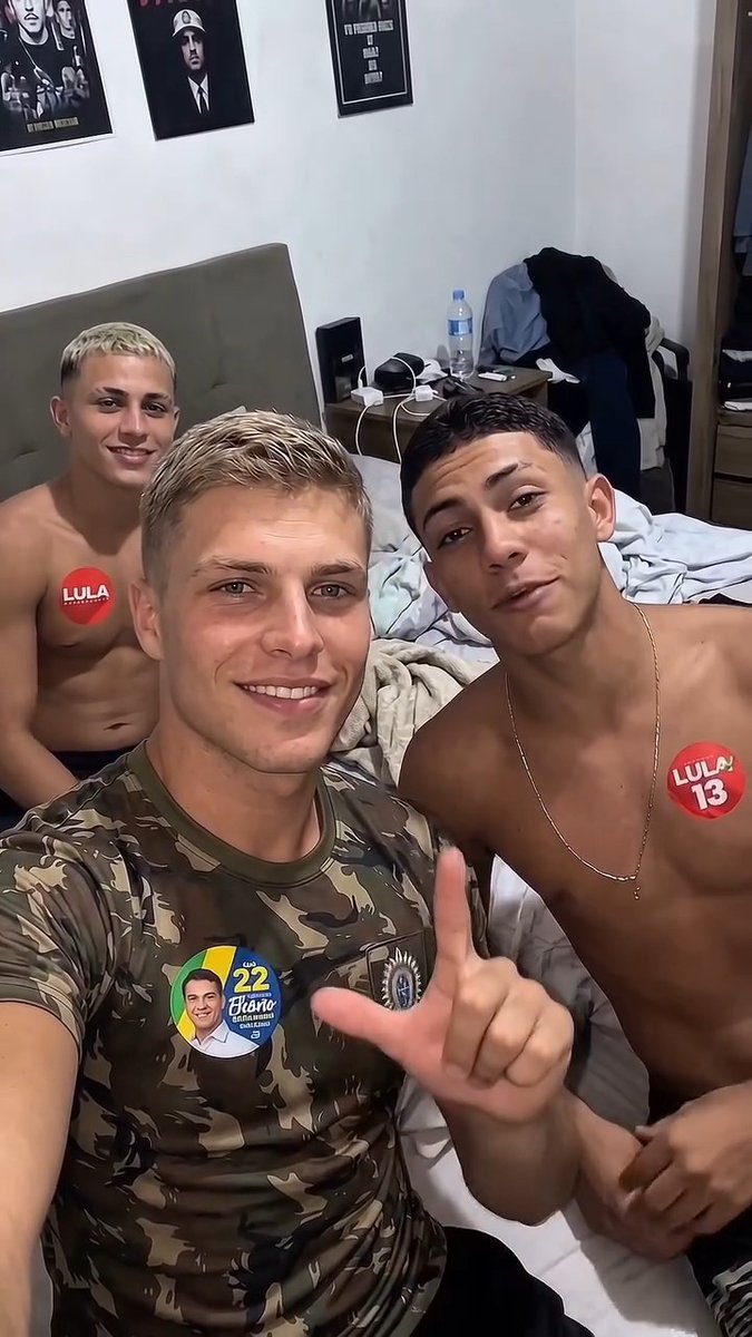 🚨 IA EMERGENCY! Influenciadores de IA que viralizaram por ser "imã de idosos safados" declaram voto em Lula e anunciam uma colab nas plataformas adultas!