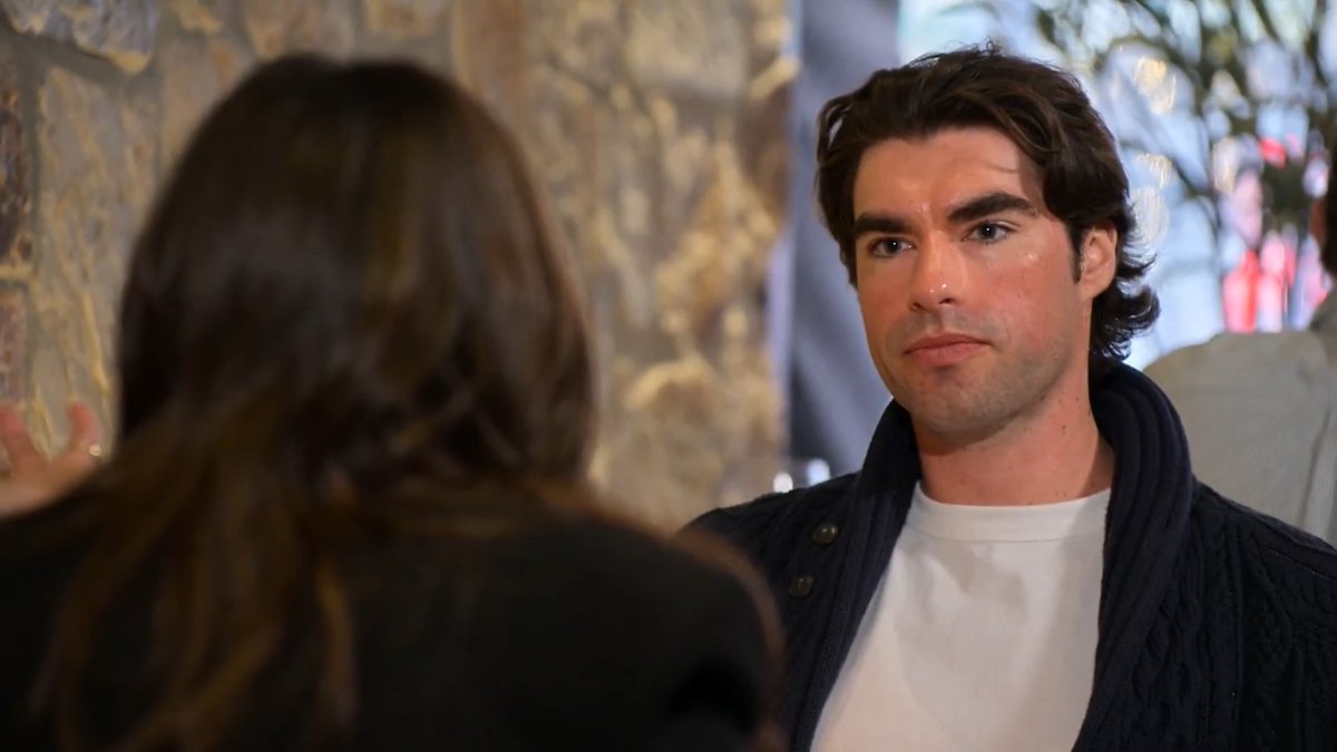 Love Is Blind's Stew and Jax reunite after she ghosted him in the pods ๐